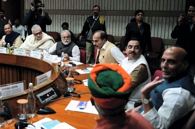 Winter Session: Price Rise, Border Standoff on Oppn's Agenda; Govt Plans to Introduce 16 Bills