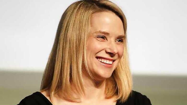 Yahoo CEO raids Google to hire top lieutenant