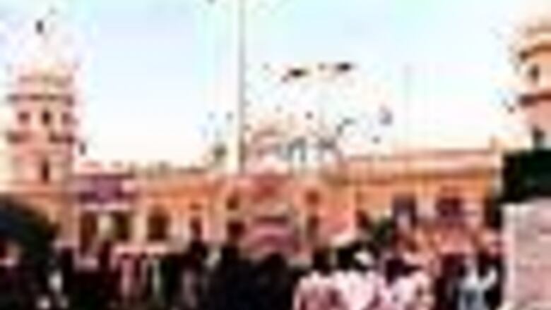 Pak parliament to probe gurdwara land grab case