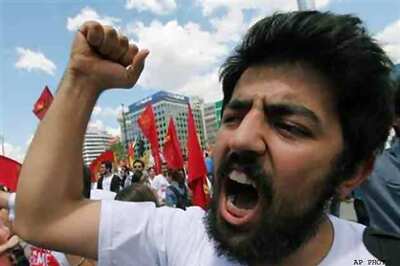 Turkey protests unite people across the social spectrum