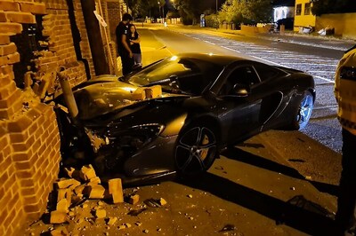 UK Police Faces Backlash After Mocking McLaren 650S Driver Who Crashed Into Wall