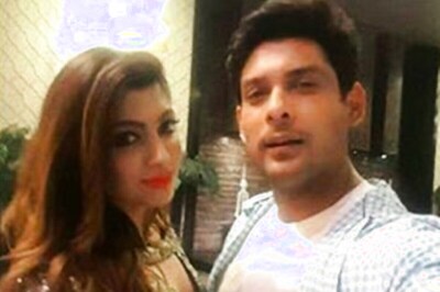 Any Girl Would be Lucky to Date Sidharth Shukla, Says Akanksha Puri