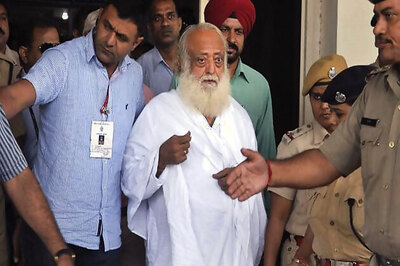 MLA Usha Thakur in trouble for performing ‘aarti’ of Asaram's photo