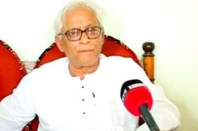 Cops, villagers clash in WB over SEZ