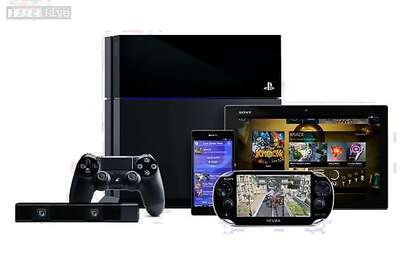 PlayStation 4 sales beat Xbox One sales in 2013