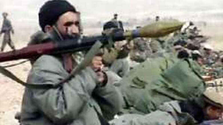 Afghan forces hunt around 100 Taliban