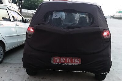 2018 Hyundai Santro (AH2) Compact Hatchback Spied Again, To be Slotted Between Eon and Grand i10