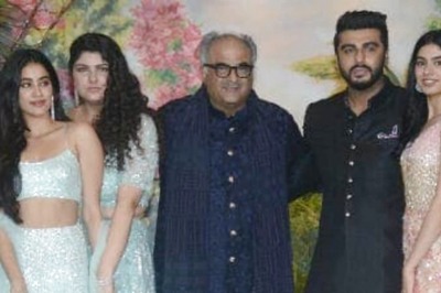 Arjun Kapoor Feels Janhvi Kapoor Is 'Insecure,' Says 'She's Worried, Has No Confidence...'