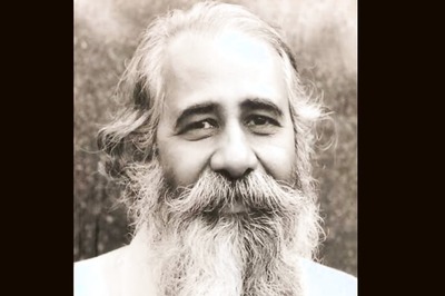 AAP Founding Member Dinesh Vaghela Dies in Goa