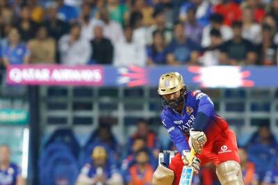 IPL 2024: ‘Creative Genius’ Dinesh Karthik Smashes Akash Madhwal for Four Boundaries in an Over | WATCH