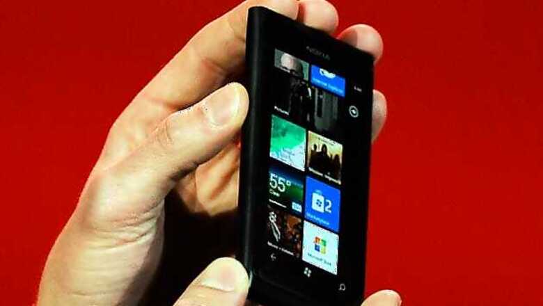 Nokia cuts Lumia 800, Lumia 900 prices