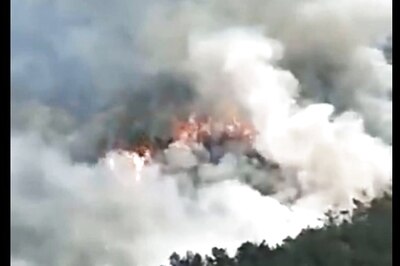 'Mountain Fire Caused' as Plane Carrying 133 Passengers Crashes in China, Several Feared Dead