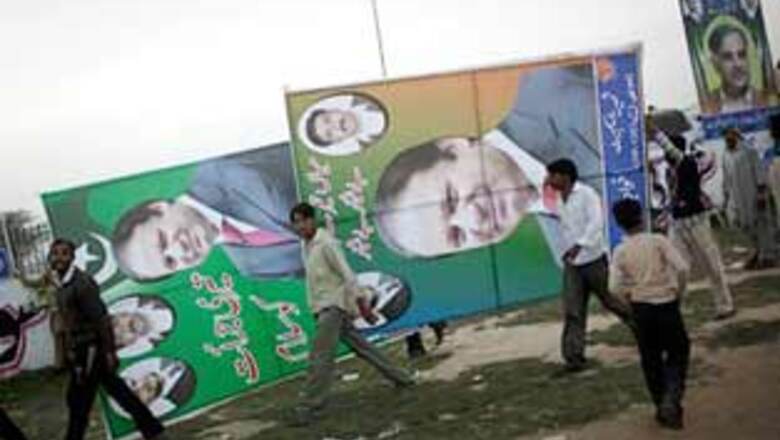 Nawaz put under house arrest, challenges Zardari