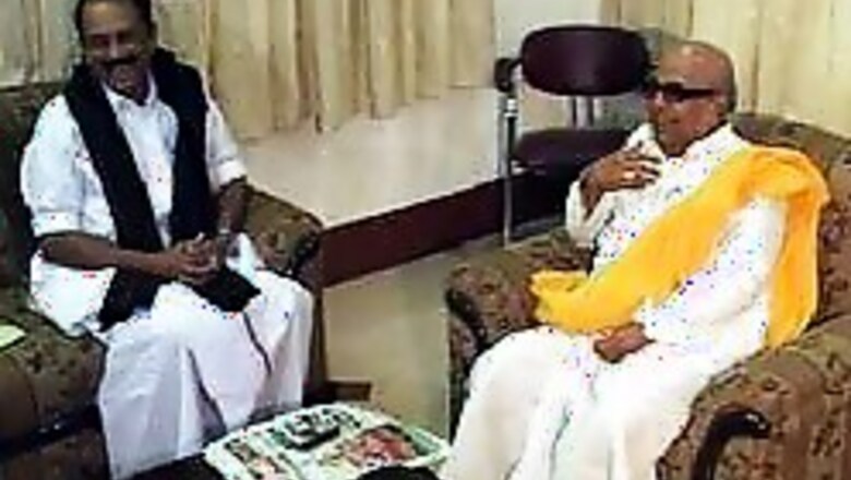 Vaiko joins hands with Jayalalithaa