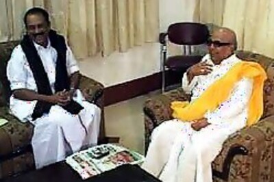 Vaiko joins hands with Jayalalithaa