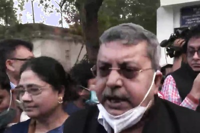 Section Of TMC Lawyers Protests Against Kalyan Banerjee for ‘Running Syndicate’ in Calcutta High Court