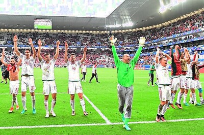 Euro 2016: Szalai, Stieber Score As Hungary Earn Shock 2-0 Win Over 10-man Austria