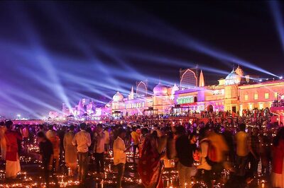 Focus on Swachh Diwali with tradition! Bareilly Has A Unique Diwali Tradition Followed By The Transgenders