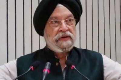 Hardeep Puri Heads for Budapest to Oversee Evacuation