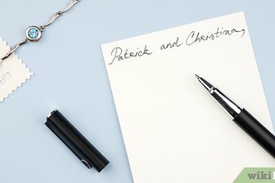 How to Sign a Wedding Card