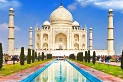 SC Dismisses 'Publicity Interest Litigation' on Taj Mahal Seeking Opening of 22 Rooms, Probe into History