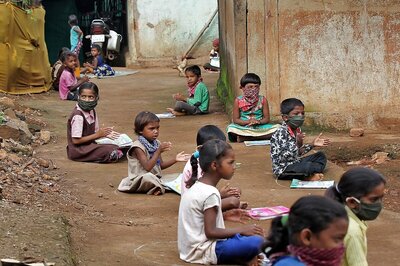 Just 24 Percent of Indian Households Have Internet Facility to Access E-education, Says UNICEF Report