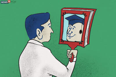 RRB NTPC Admit Card 2019: Railway Recruitment Board to Release Hall Tickets Shortly at rrbcdg.gov.in