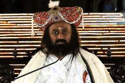 Sri Sri Ravi Shankar: Bollywood stars lead miserable lives