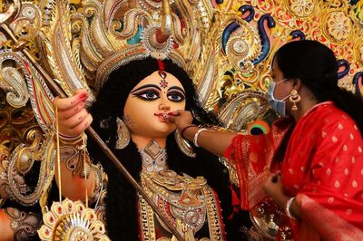 ‘Khichuri, Beguni, Payesh’: What’s in the Big Fat Durga Puja Bhog? News18 Digs in