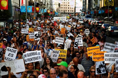 Thousands March in Madrid Demanding Govt to Honour Refugee Commitment
