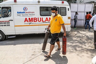 Lawyers Request Delhi CM to Reserve Covid-19 Beds for Judges, Advocates