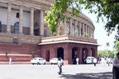 Govt employees to get 5 pc hike in DA