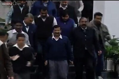 Arvind Kejriwal requests L-G to dissolve Delhi Assembly