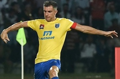 ISL 2016: Kerala Blasters Back in Semi-Finals Reckoning With 2-1 Win Over Pune