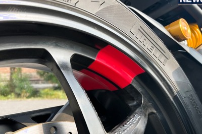 Confused Between Spoke Wheels and Alloys For Your Motorcycle? Here's What You Should Know