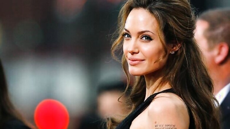 Angelina Jolie recovers from chickenpox