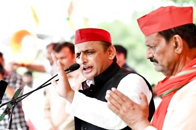Amid Seat Sharing Talks With Congress, Samajwadi Party Names Candidates For 5 More LS Seats