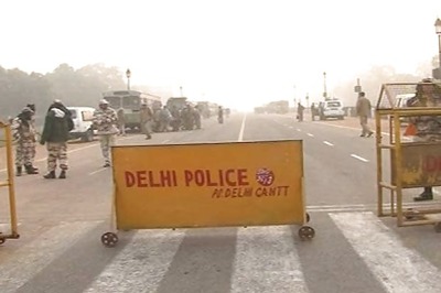 Allow protests at India Gate: Sheila to Shinde