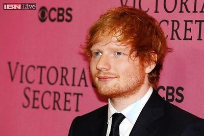  Ed Sheeran wins best British record at top UK music awards