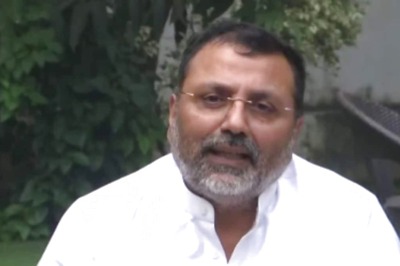 ‘Peddled False Narrative’: BJP's Nishikant Dubey Lashes Out at Moitra For Storming Out of Ethics Panel Meet