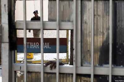 December 16 gangrape probe not impartial: Accused to court