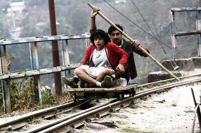 'Barfi' is out of the Oscars race