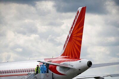 Air India Pilots Challenge Termination of Services, Delhi HC Seeks Airline's Stand