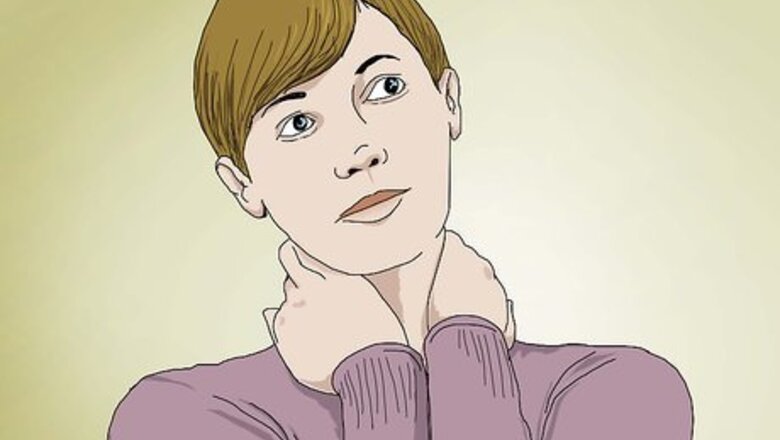 How to Use Metallics in Your Wedding Decorations