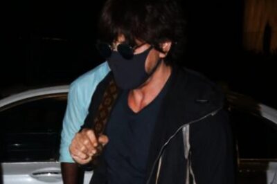 Shah Rukh Khan Stops To Shake CISF Officer's Hand At Airport, Finally Allows Paparazzi To Take His Pics