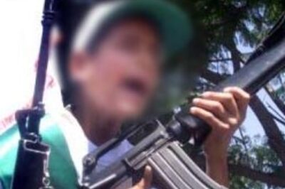 Thai army train schoolteachers