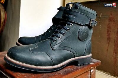 Royal Enfield Tribute Motorcycle Riding Boots Review: Keeping it Casual and Safe