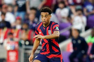 Tyler Adams Signs For Leeds United