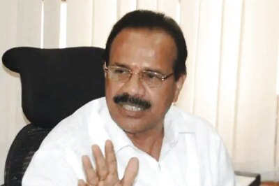 'Should We Hang Ourselves?' Union Minister Sadananda Gowda on Covid Vaccine Shortage