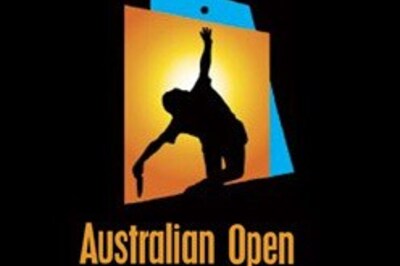 Fights break out at Australian Open